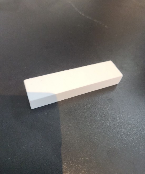 1000064305